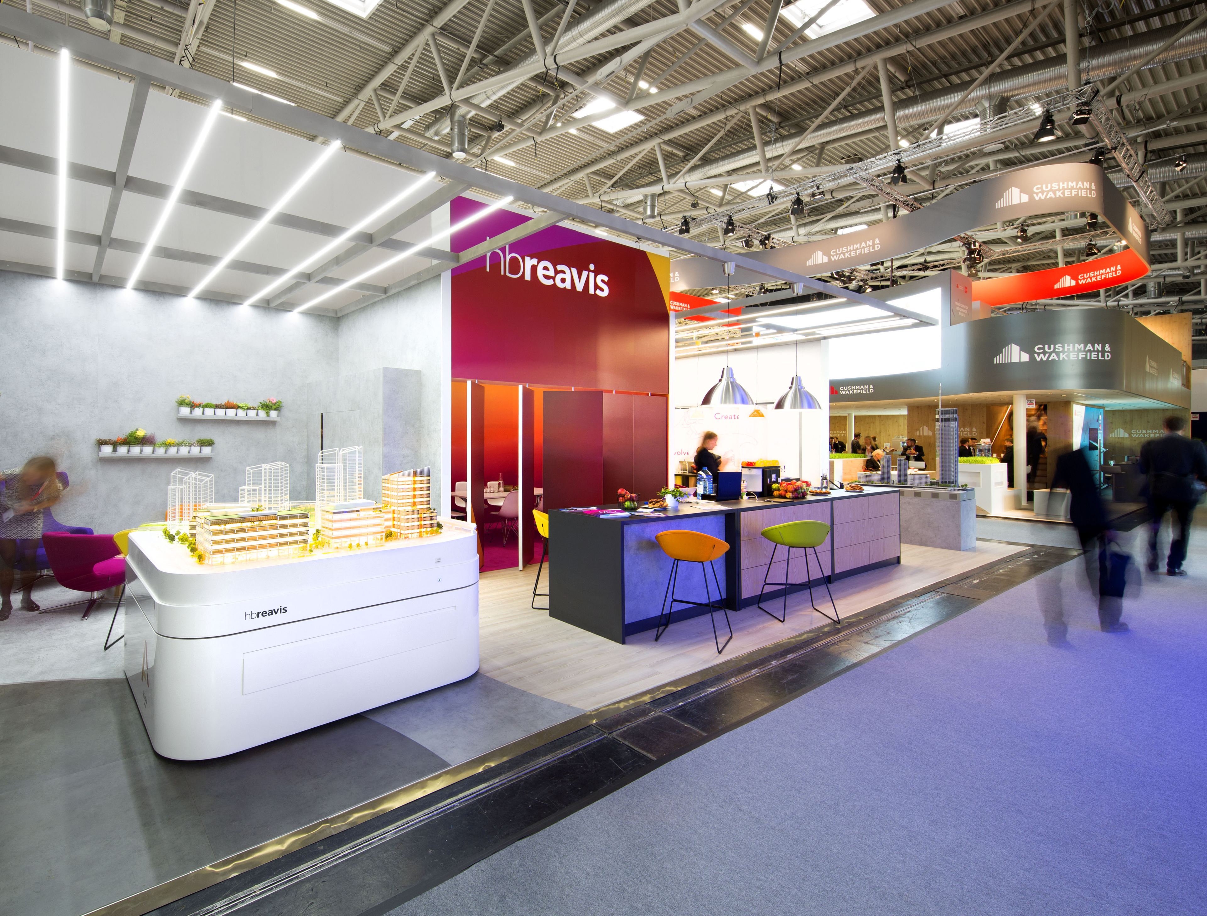 Exhibition stand HB Reavis Expo Real