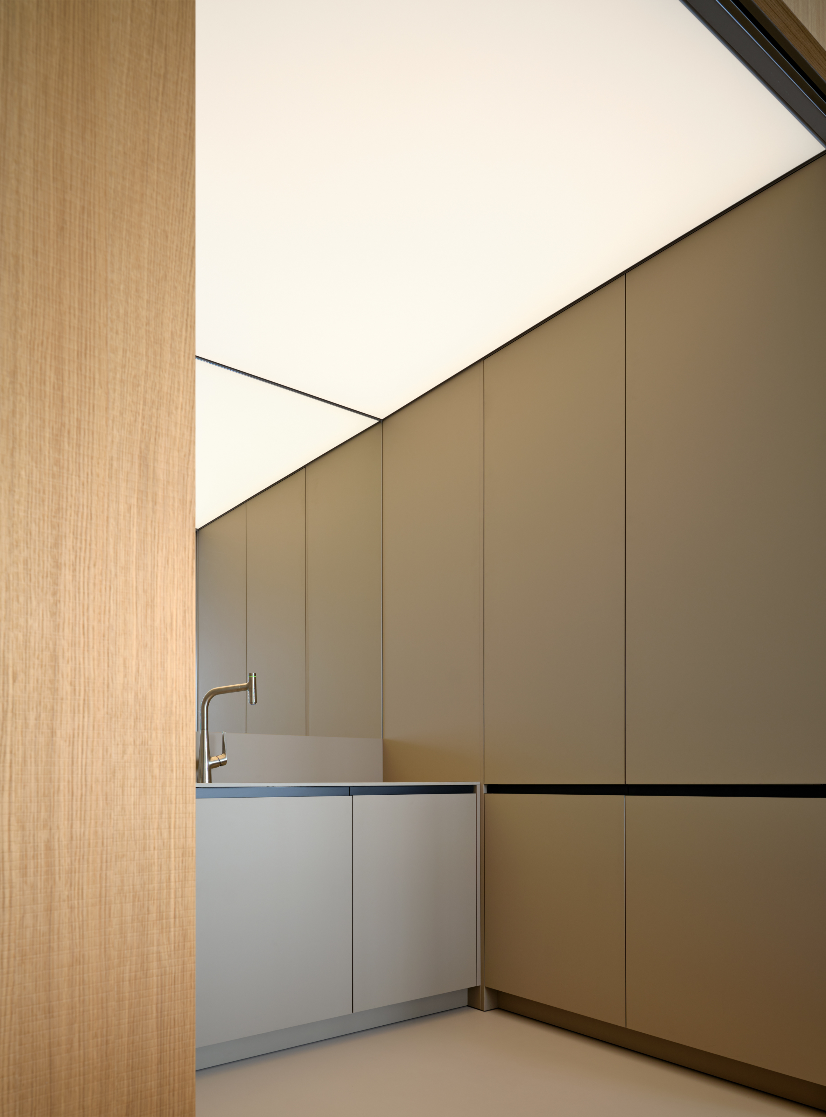 Hidden kitchen niche