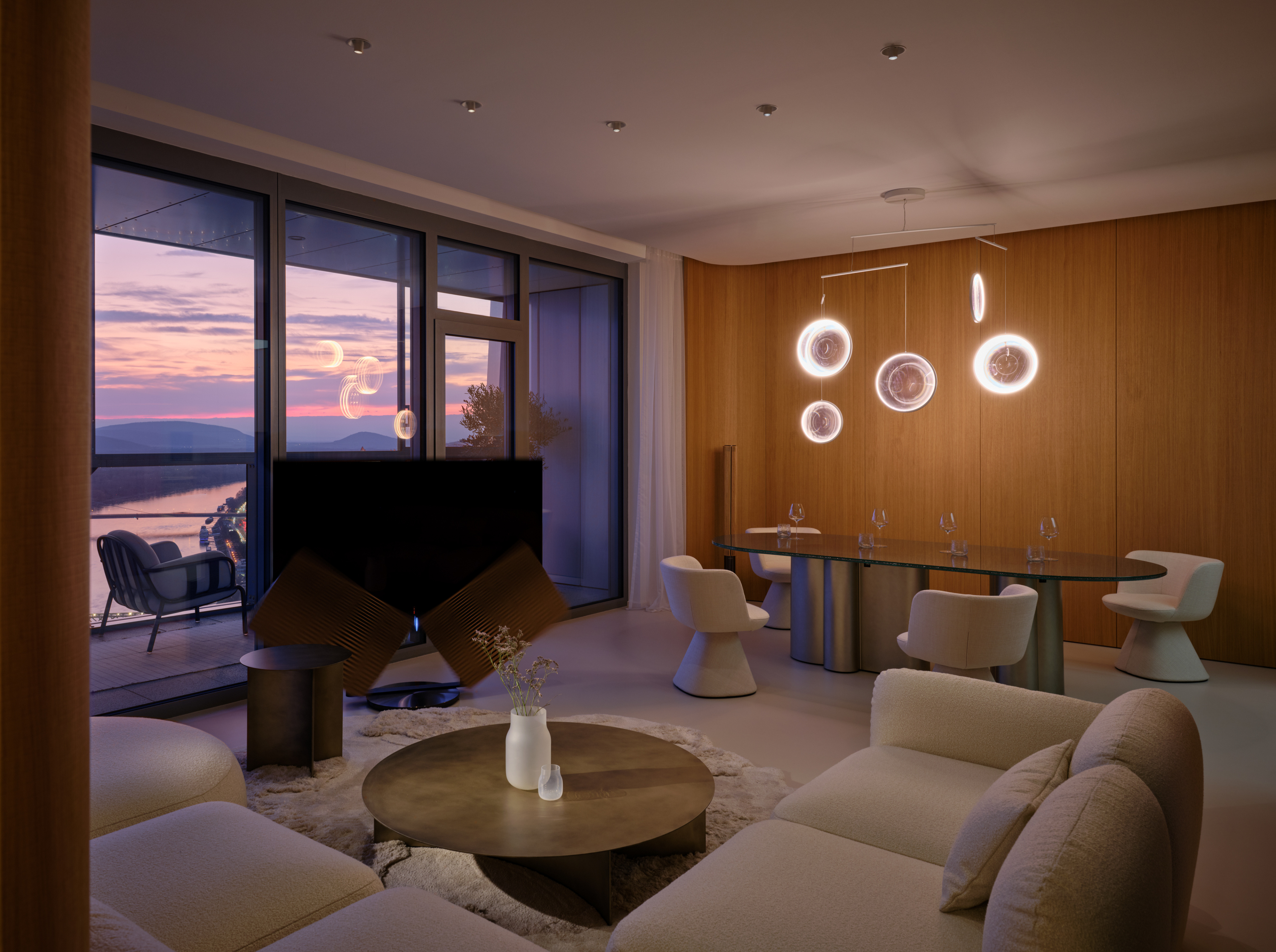 Living area without storage
