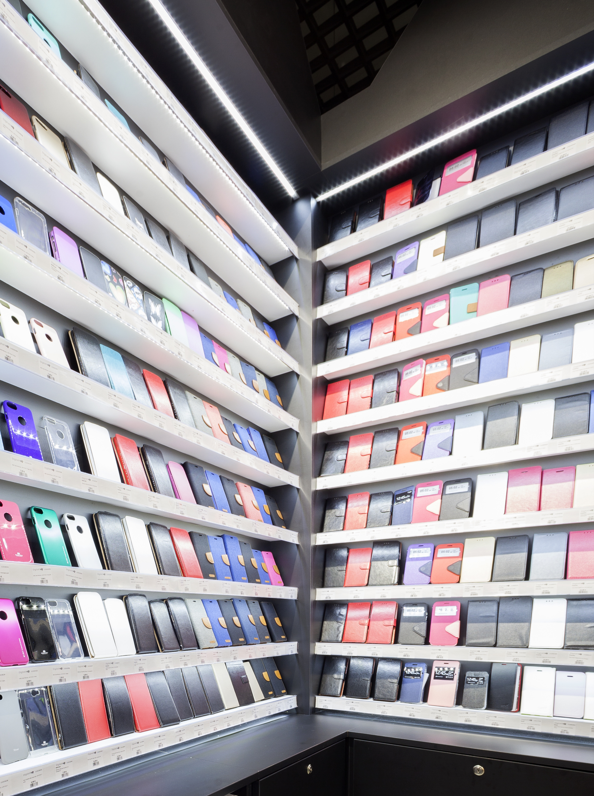 Digitall stores