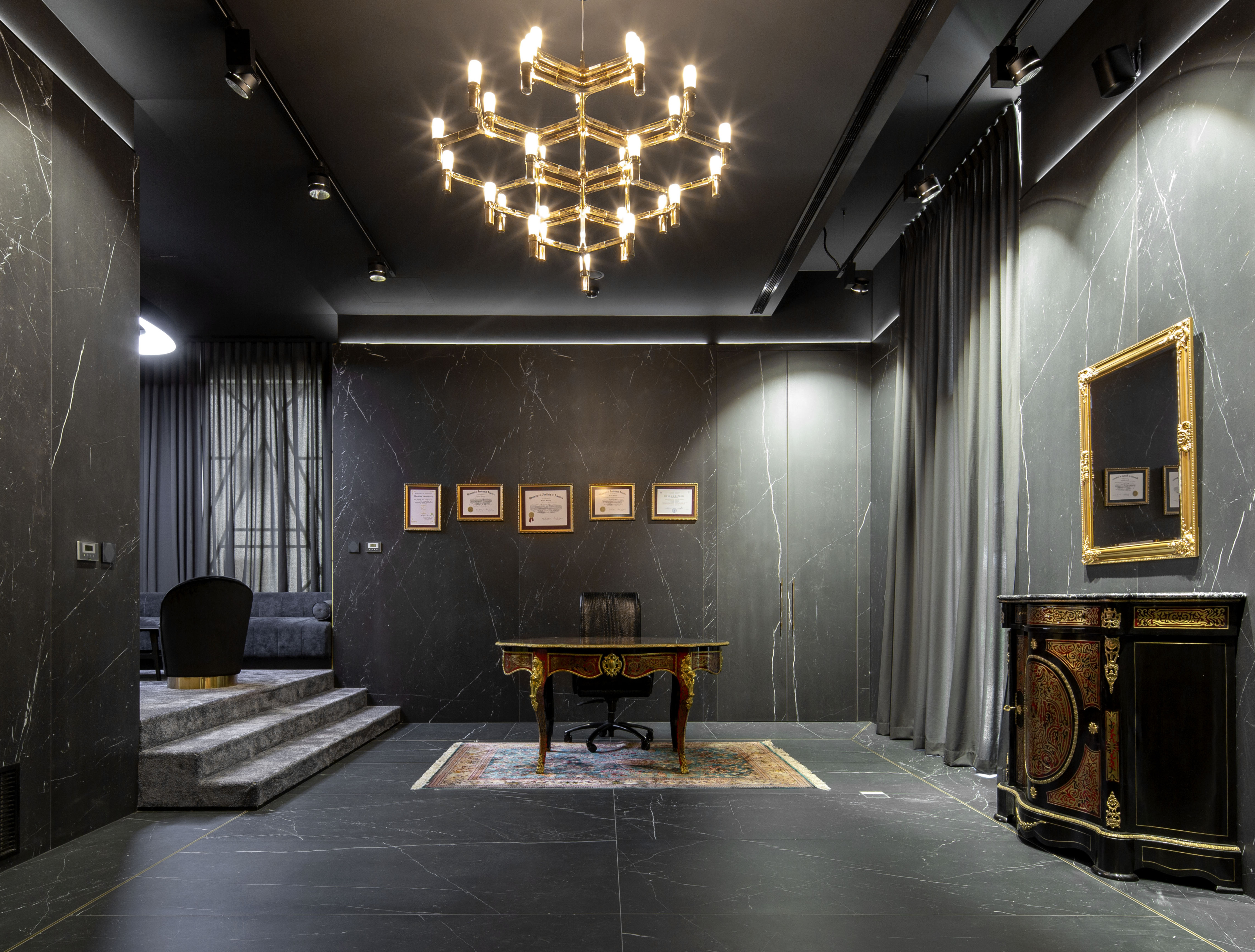 Aharon Jewelry Store