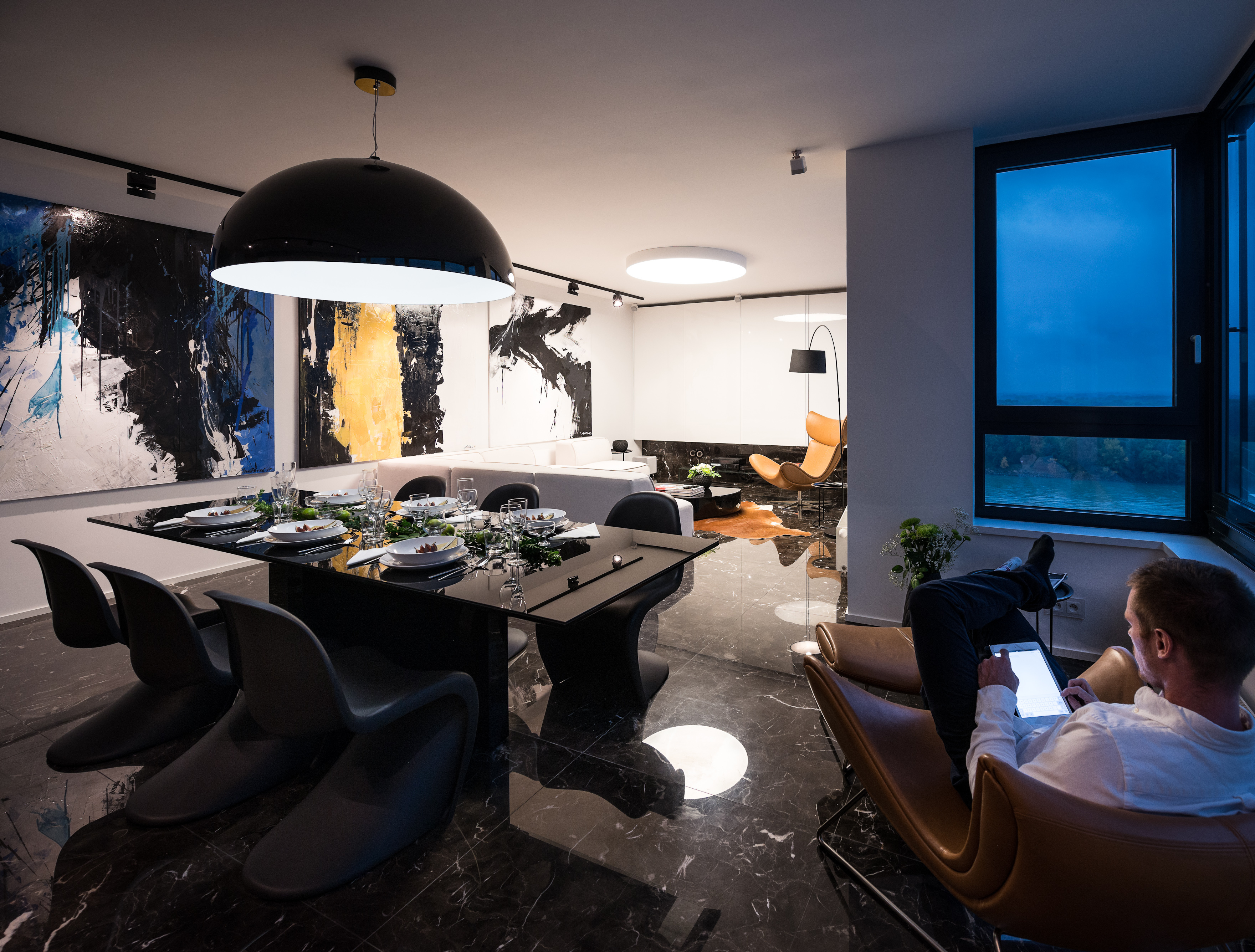 Luxury one bedroom apartment Riverpark