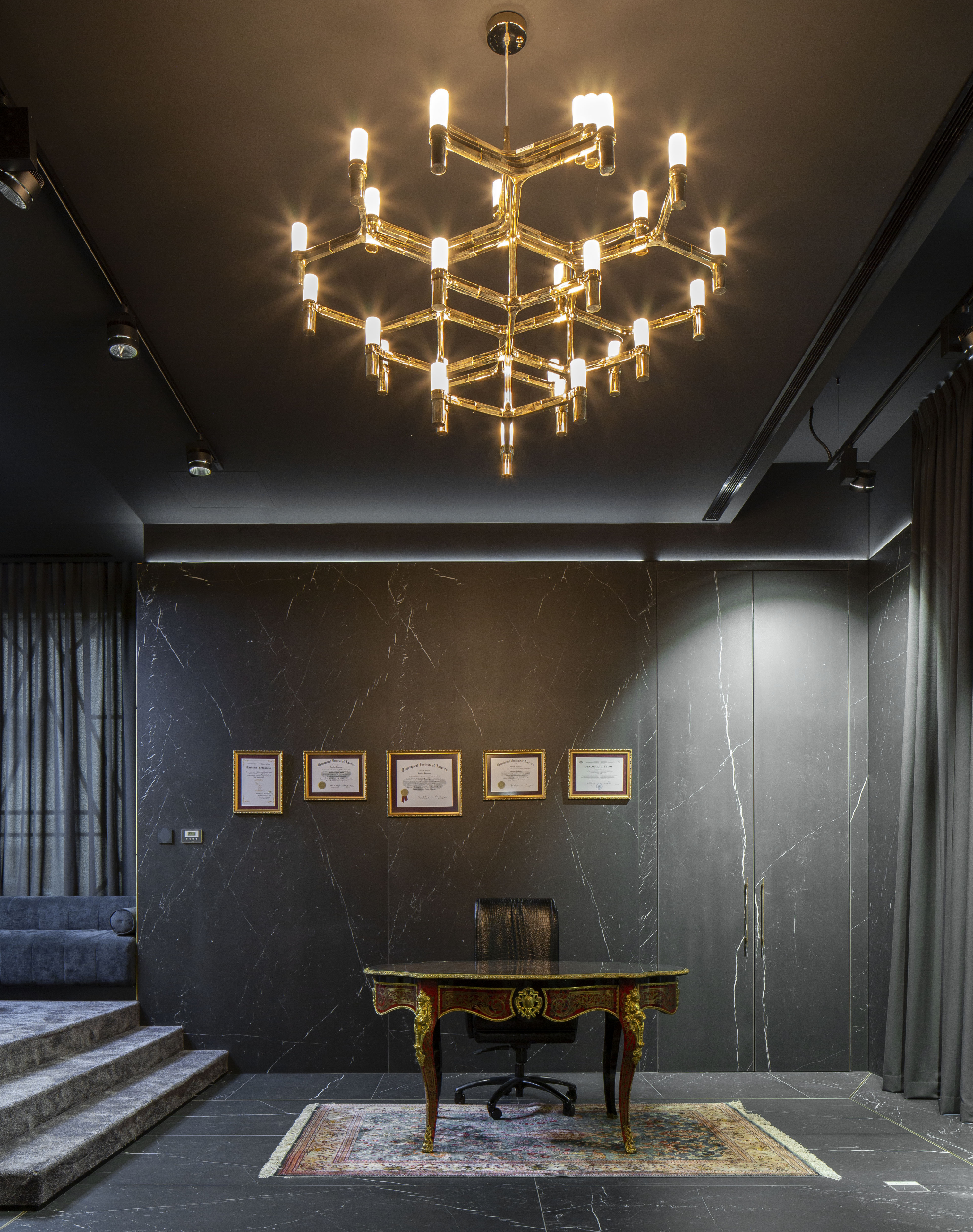 Aharon Jewelry Store