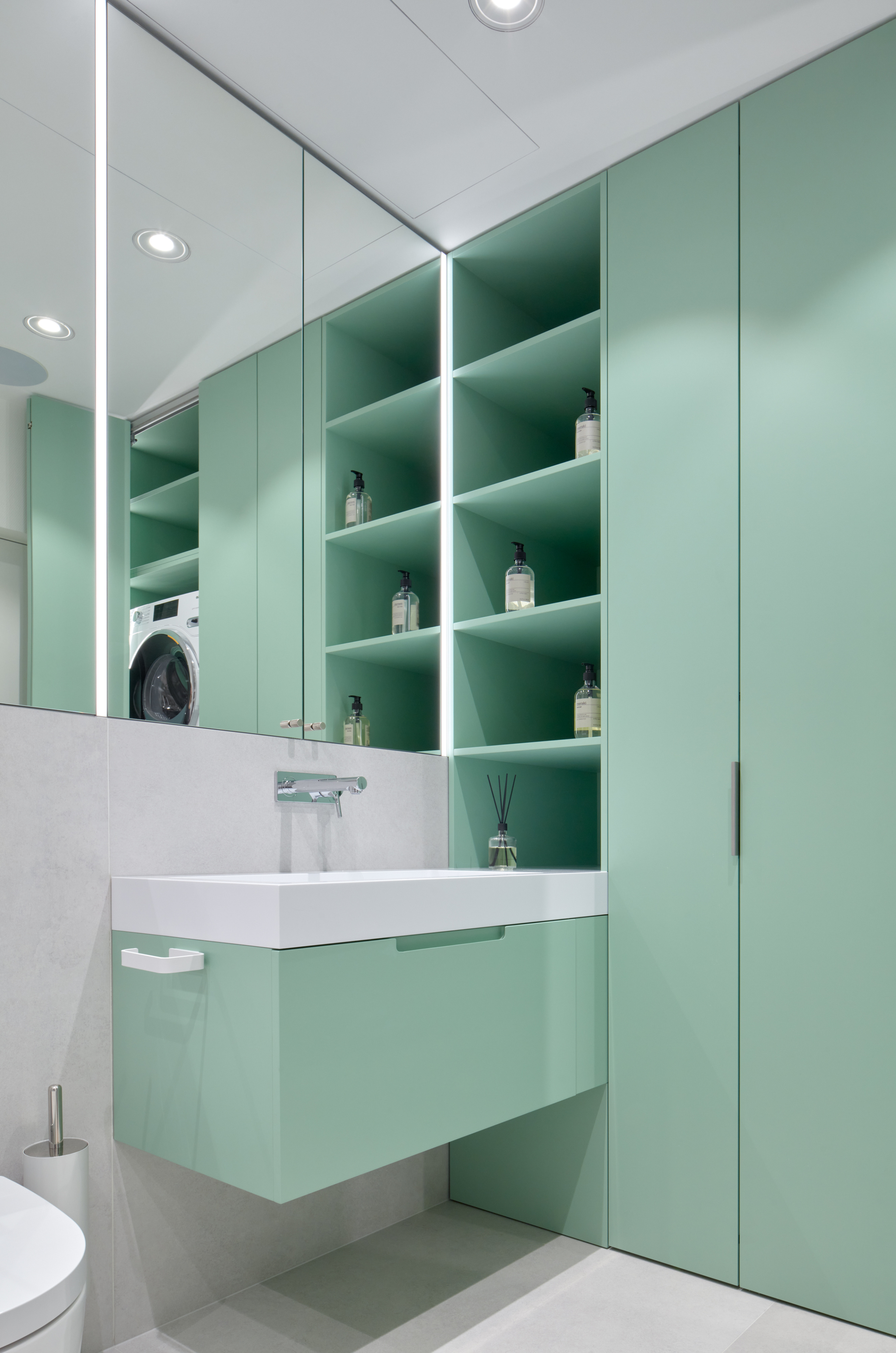 Kids’ bathroom